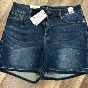 Judy Blue bleached shorts